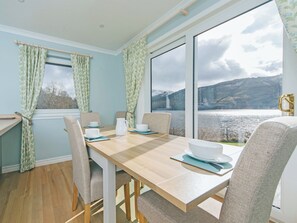 Dining - 3 bedroom accommodation in Inverinate, by Kyle (Inverinate, by Kyle)