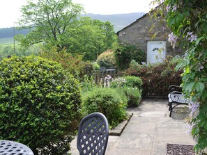 Terrace/patio - 3 bedroom accommodation in Burnsall (Burnsall)