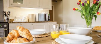 7 bedroom accommodation in Bradbourne, near Ashbourne