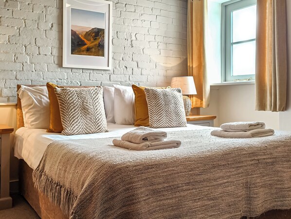 7 Schlafzimmer, kostenloses WLAN, Bettwäsche