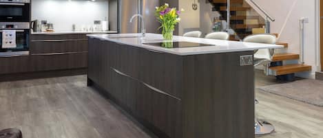 Dishwasher, high chair, freezer