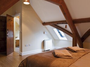 4 chambres, Wi-Fi gratuit, draps fournis