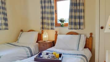 2 bedrooms, free WiFi, bed sheets