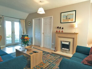 Living area - 1 bedroom accommodation in Clarbeston Road (Clarbeston Road)