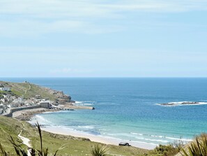 Beach - 4 bedroom accommodation in Sennen (Sennen)