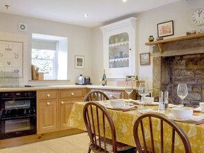 Dishwasher, high chair
