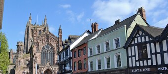 4 bedroom accommodation in Hay-on-Wye