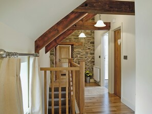 Interior - Golygfar Mynydd - Mountain View (Pontrhydfendigaid, near Tregaron)