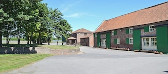 2 bedroom accommodation in Sewerby, near Bridlington