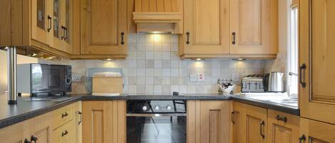 Dishwasher, high chair