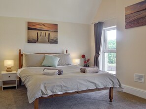 3 chambres, Wi-Fi gratuit, draps fournis