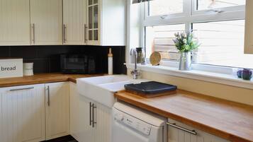 Dishwasher, high chair