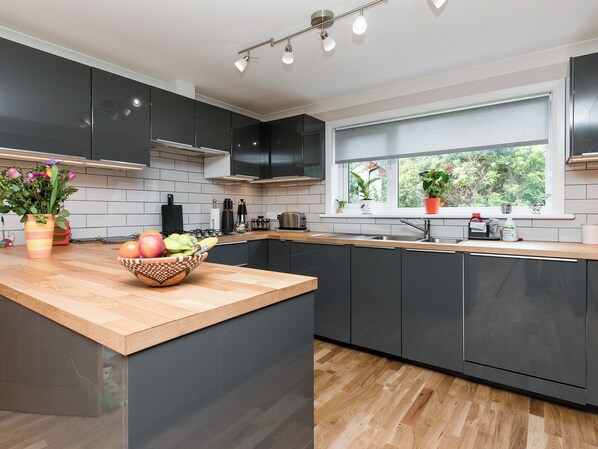 Lavastoviglie, pentole/stoviglie/utensili