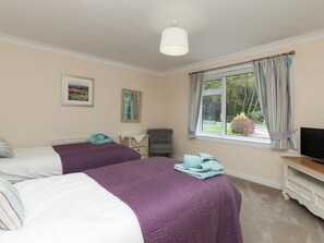 3 habitaciones, wifi gratis y ropa de cama