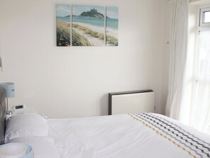 3 quartos, Wi-Fi de cortesia, roupa de cama