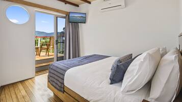 Boat Bungalow Ocean Class | View from room