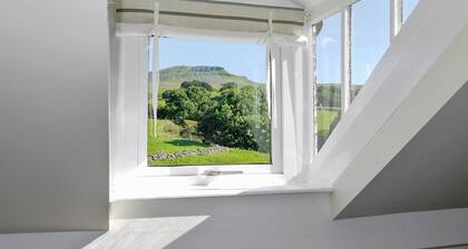 3 bedroom accommodation in Horton in Ribblesdale, near Settle
