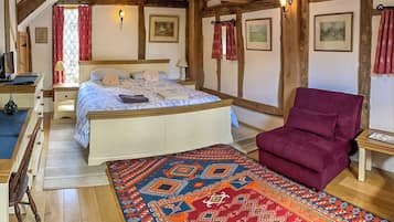 6 間睡房、免費 Wi-Fi、床單