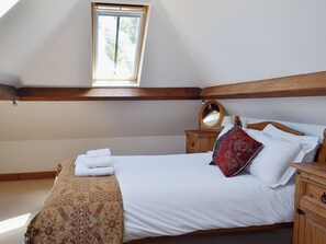 2 bedrooms, free WiFi, bed sheets - 2 bedroom accommodation in Shobley, Ringwood (Shobley, Ringwood)