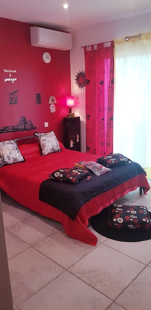3 habitaciones, escritorio, tabla de planchar con plancha y wifi gratis 