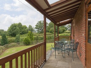 Outdoor dining - 2 bedroom accommodation in Mathon, near Malvern (Mathon, near Malvern)