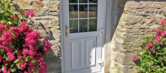 2 bedroom accommodation in Penrherber, Newcastle Emlyn