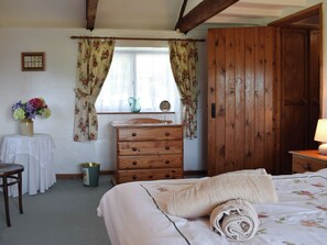 2 makuuhuonetta, ilmainen Wi-Fi, vuodevaatteet