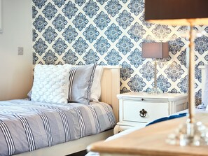 2 bedrooms, free WiFi, bed sheets