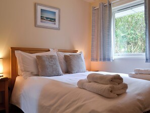 3 bedrooms, free WiFi, bed sheets