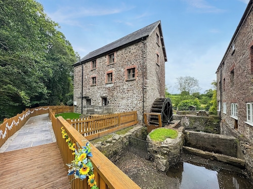 6 bedroom accommodation in Great Torrington