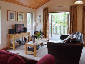 TV - 3 bedroom accommodation in Greystoke, near Penrith (Greystoke, near Penrith)