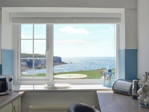 Interior - 2 bedroom accommodation in Rhoscolyn, near Holyhead (Rhoscolyn, near Holyhead)