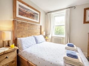 4 bedrooms, free WiFi, bed sheets