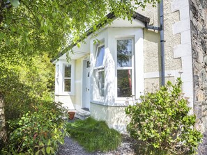 تفاصيل الفندق من الخارج