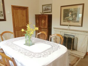 Dining - Station House - HW7742 (Glyndyfrdwy, near Llangollen)