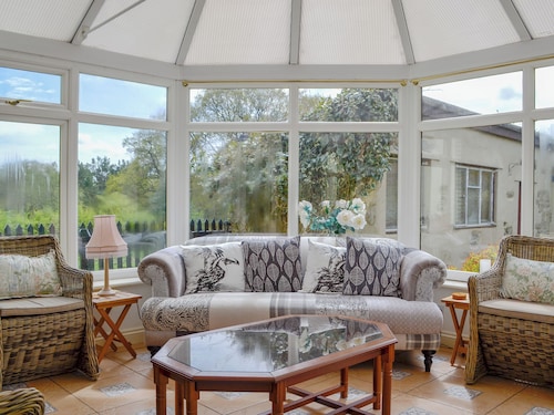 Oak Tree Cottage - E5062