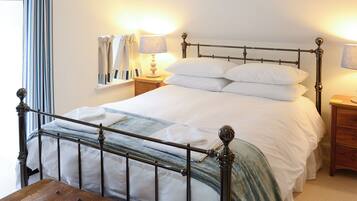 4 habitaciones, wifi gratis y ropa de cama