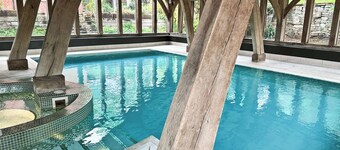 Groom's Cottage - E5398