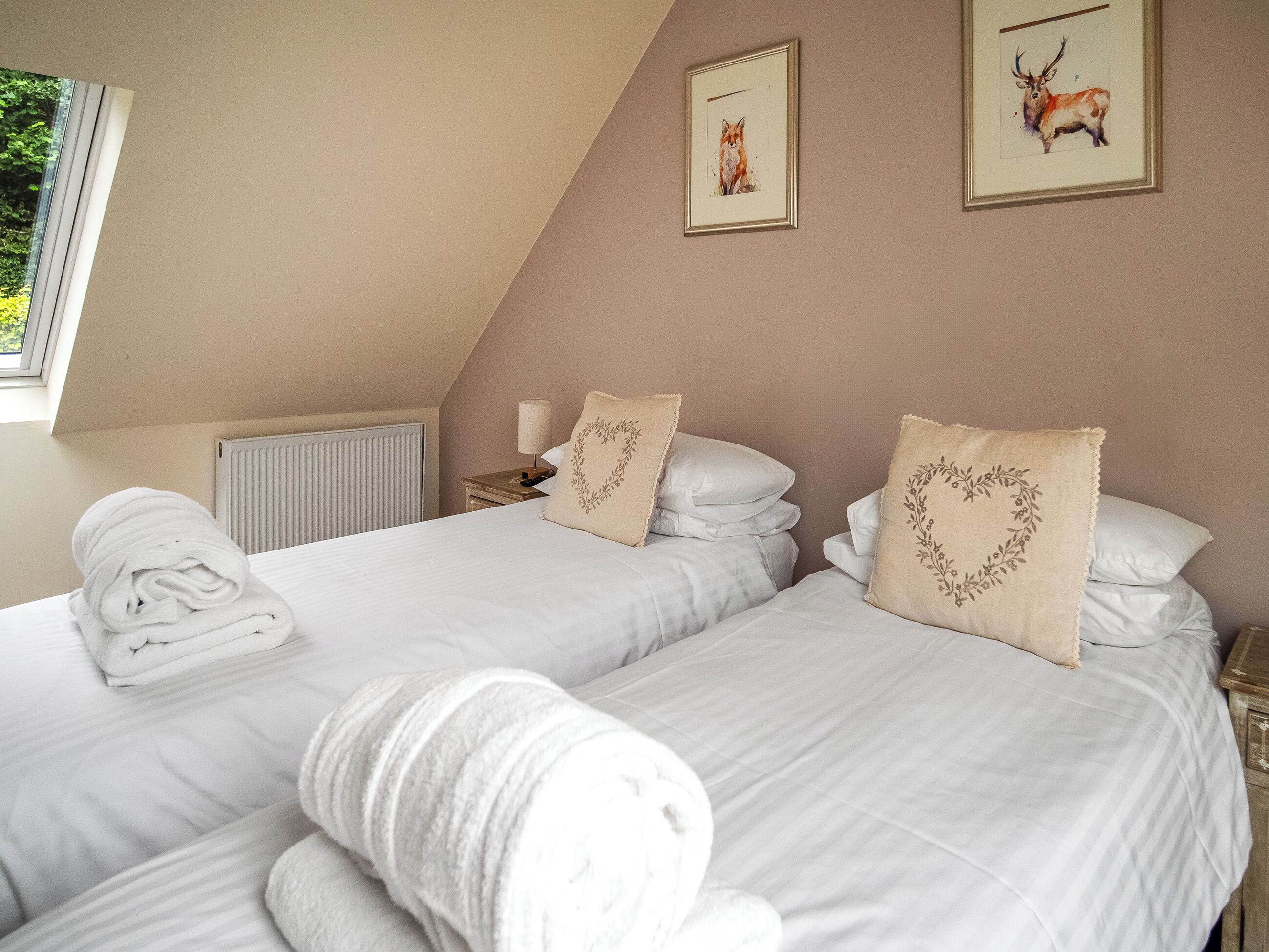 5 habitaciones, wifi gratis y ropa de cama 