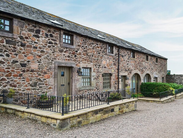 Exterior - 2 bedroom accommodation in Akeld, Wooler (Akeld, Wooler)