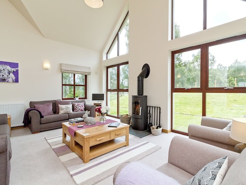 4 chambres à coucher à Aviemore