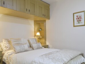 2 quartos, Wi-Fi de cortesia, roupa de cama