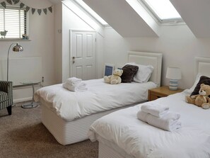 3 bedrooms, free WiFi, bed sheets