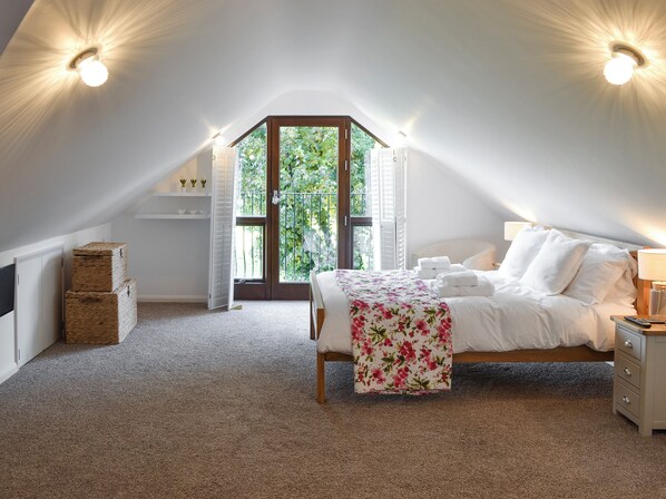 3 habitaciones, wifi gratis y ropa de cama 