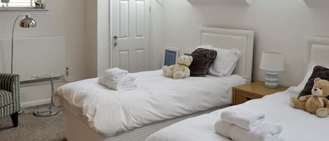 3 habitaciones, wifi gratis y ropa de cama