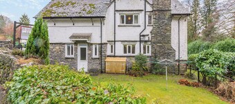 Corner Cottage - LP2