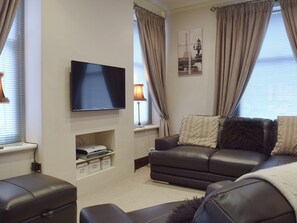 Living area - 3 bedroom accommodation in Keswick (Keswick)
