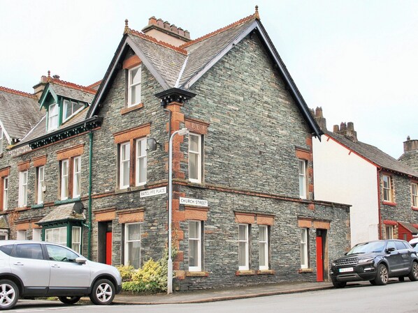 Exterior - 3 bedroom accommodation in Keswick (Keswick)