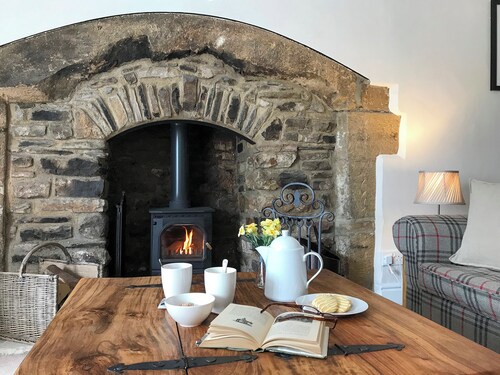 2 bedroom accommodation in Redmire, near Leyburn