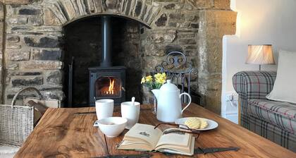 2 bedroom accommodation in Redmire, near Leyburn